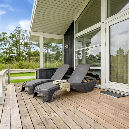Svithandi - 1-5km From The Sea In Western Jutland By Interhome Holiday home Ringkobing
